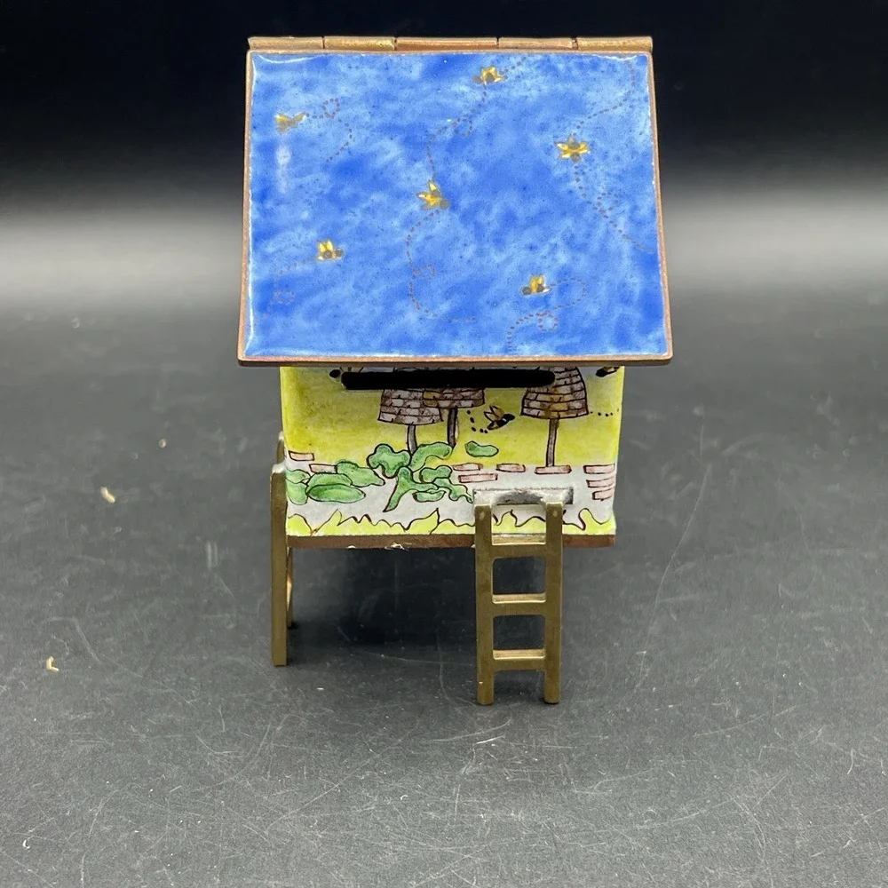 Empress Arts Stamp Holder Honey Bee Hive‎ Cats Trinket Box 2 Section Lid Enamel